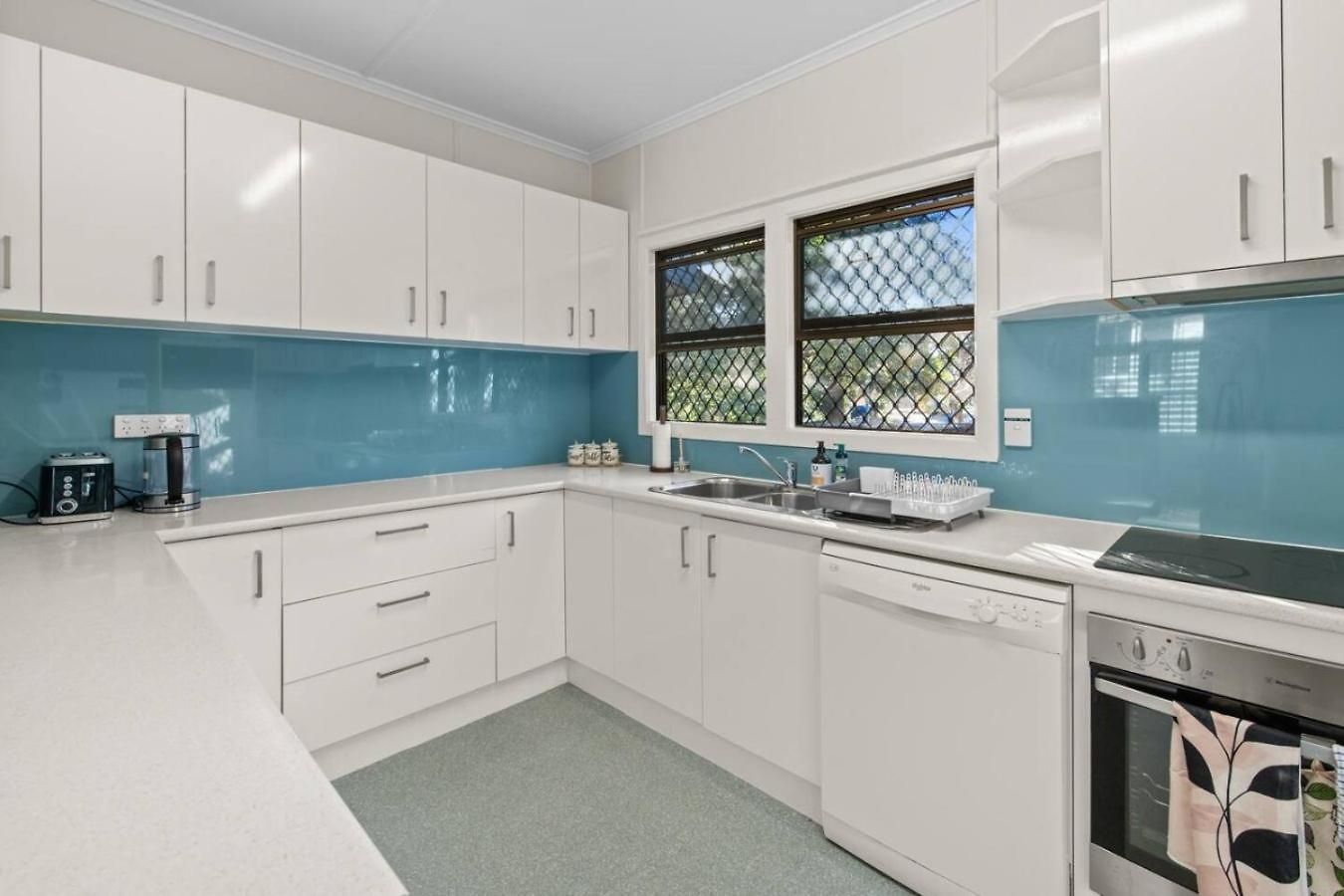 Great Value 5br Near River And Great Location *