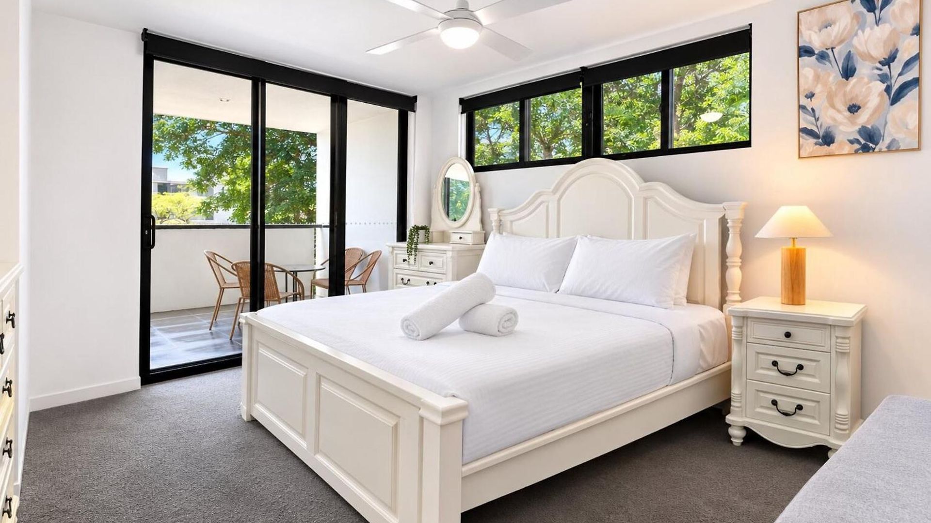 Elevated 3-bed Close To River Apartment