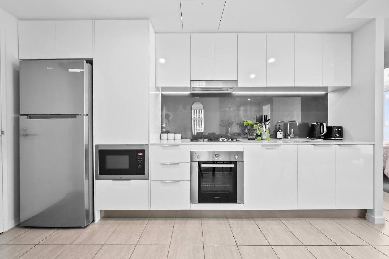Valley Stylish Parking Pool And Gym Apartment Brisbane