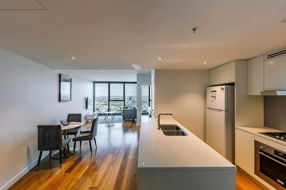 Skytower Level 71 Amazing Views&free Parking Apartment