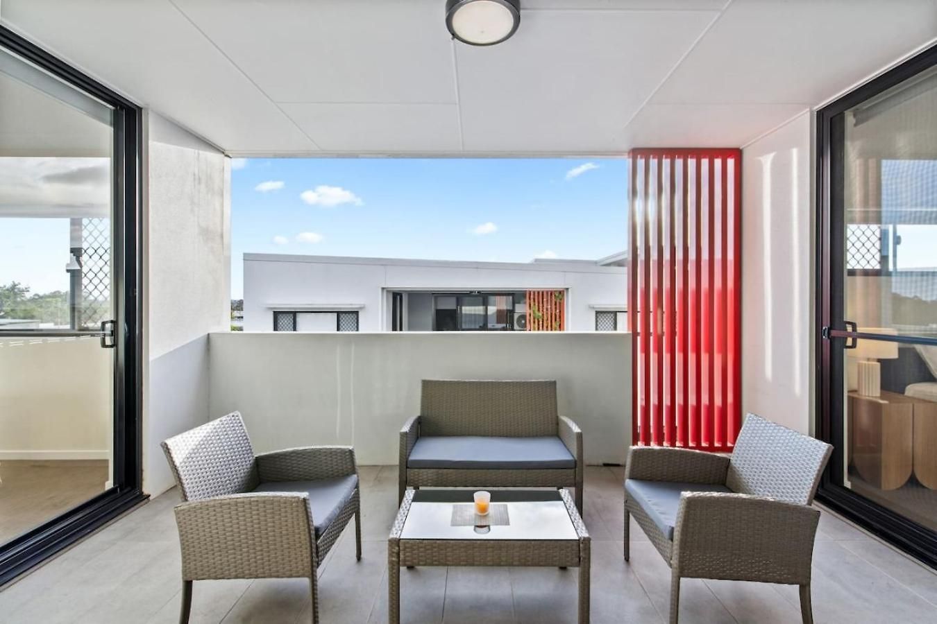 Modern Family 2 Parking Near Sunnybank Brisbane
