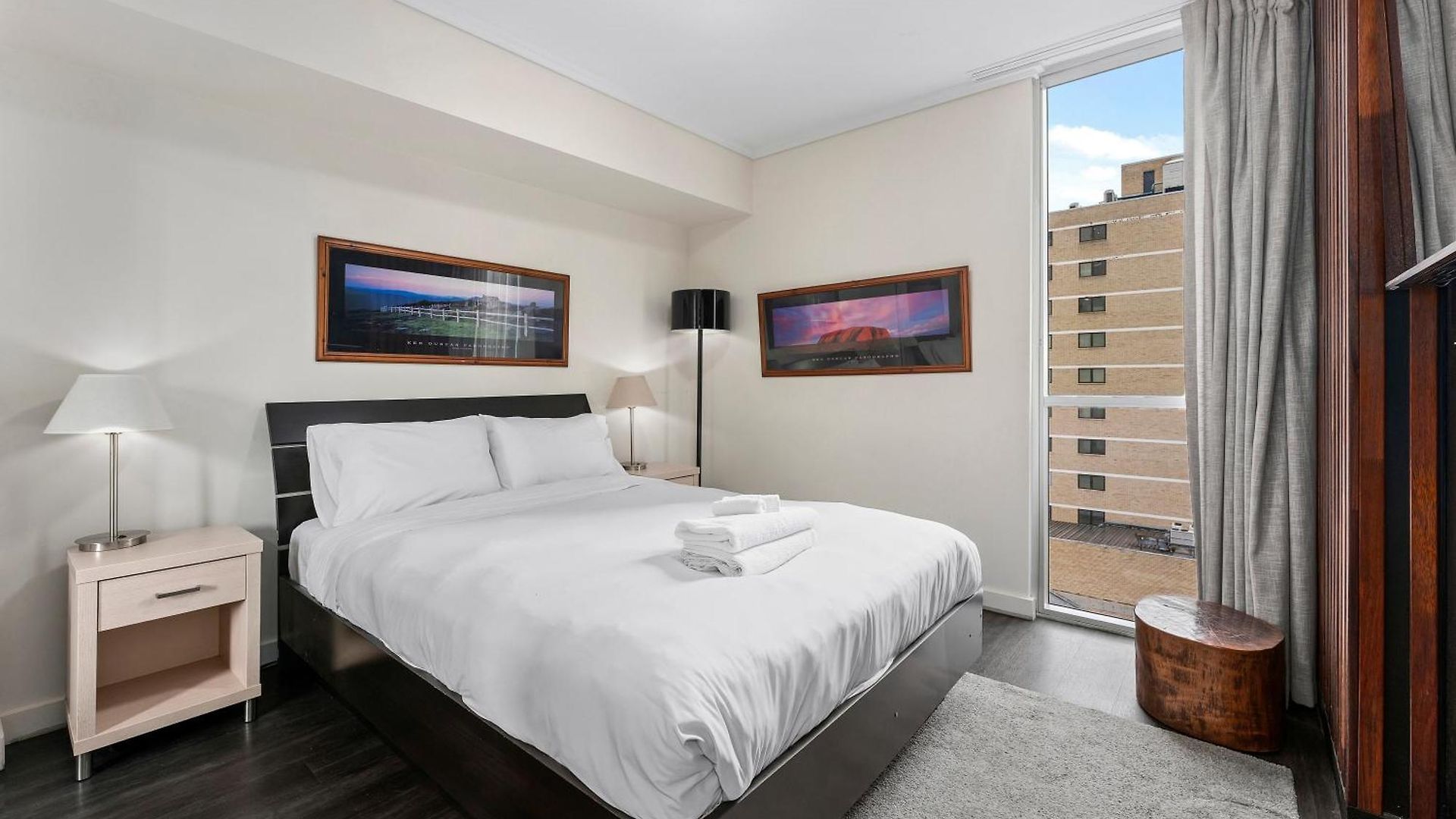 Bright & Cozy 2br With Pool, Gym, Wifi & Parking Apartment *