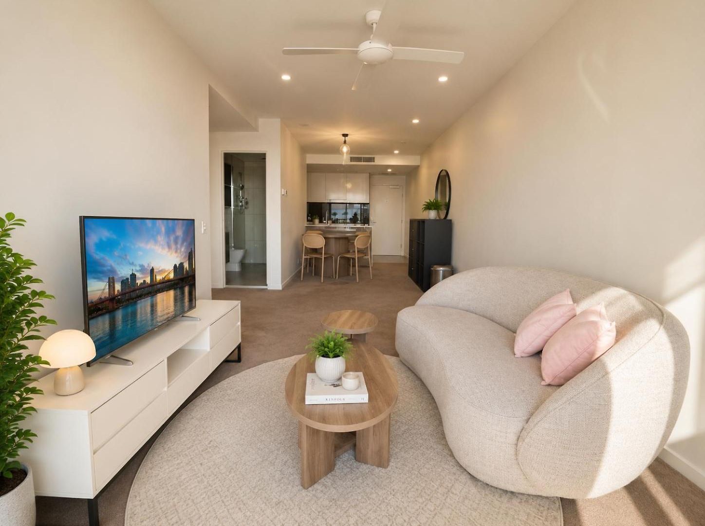 Apartment Metropolitan Luxe Balcony With Skyline Views Brisbane