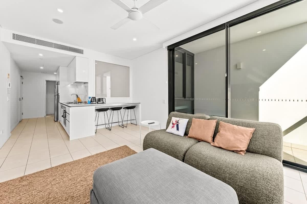 Luxury South Retreat With Pool & Parking * Brisbane