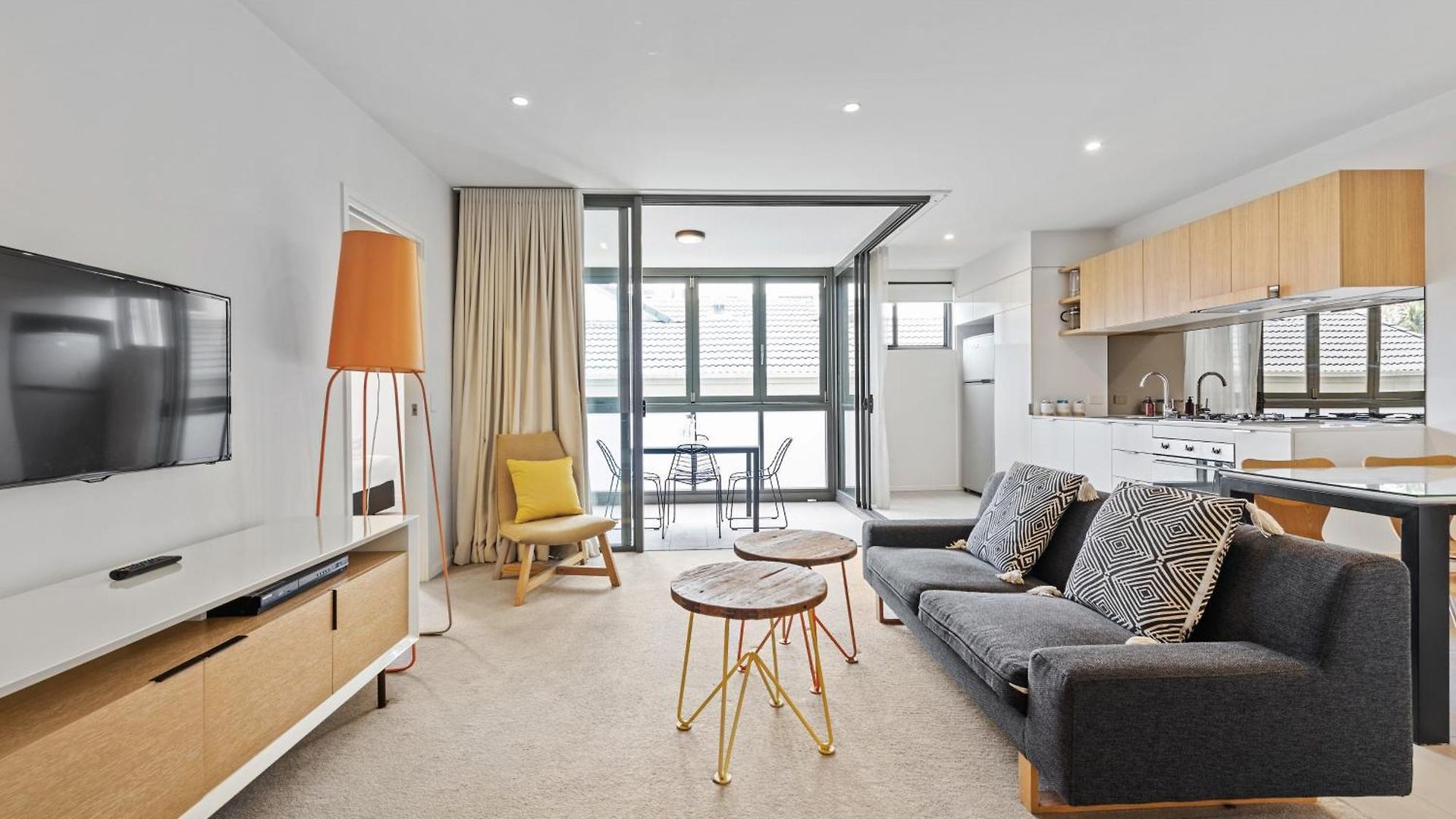 Apartment Russell Street South *