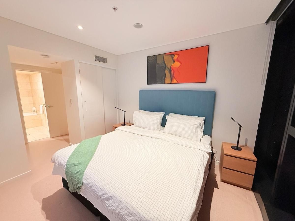 Skytower Level 68&amazing River Views&pet Friendly Apartment