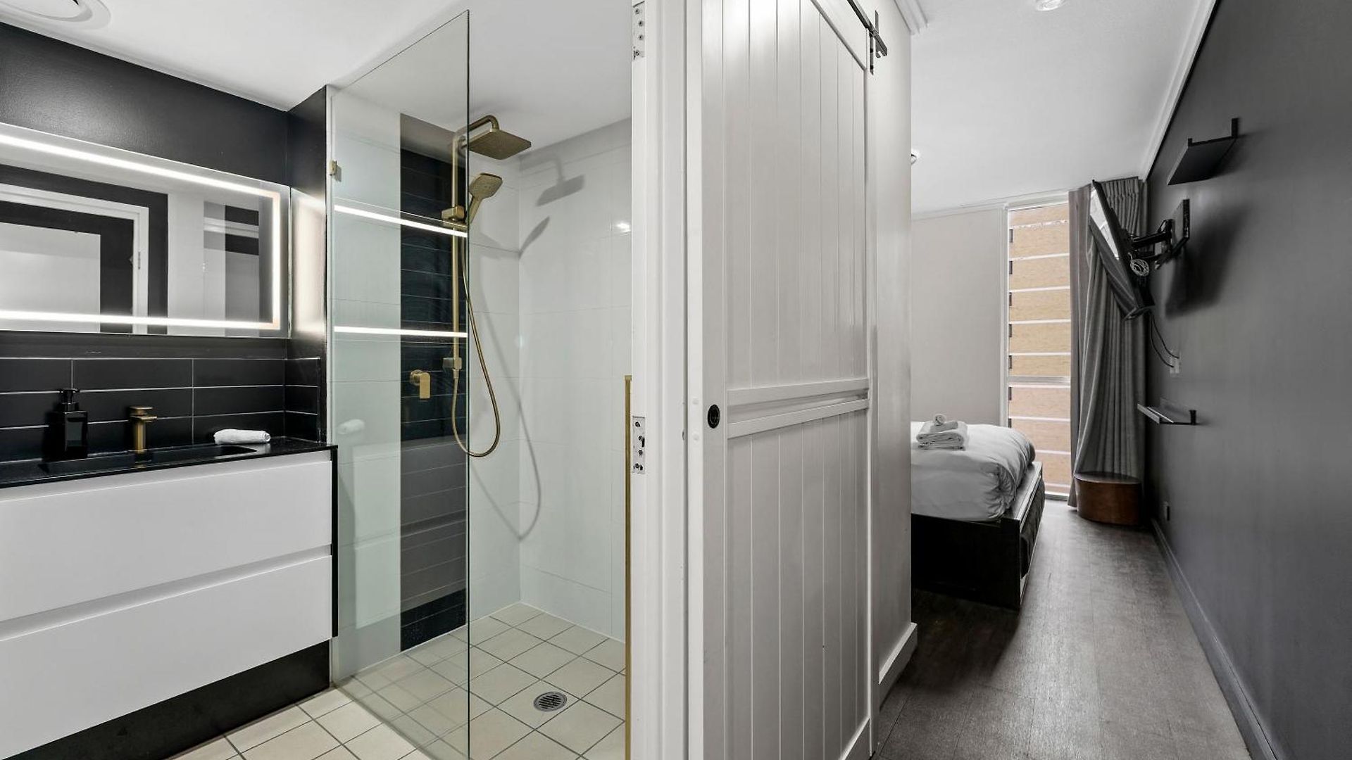 Apartment Bright & Cozy 2br With Pool, Gym, Wifi & Parking Brisbane