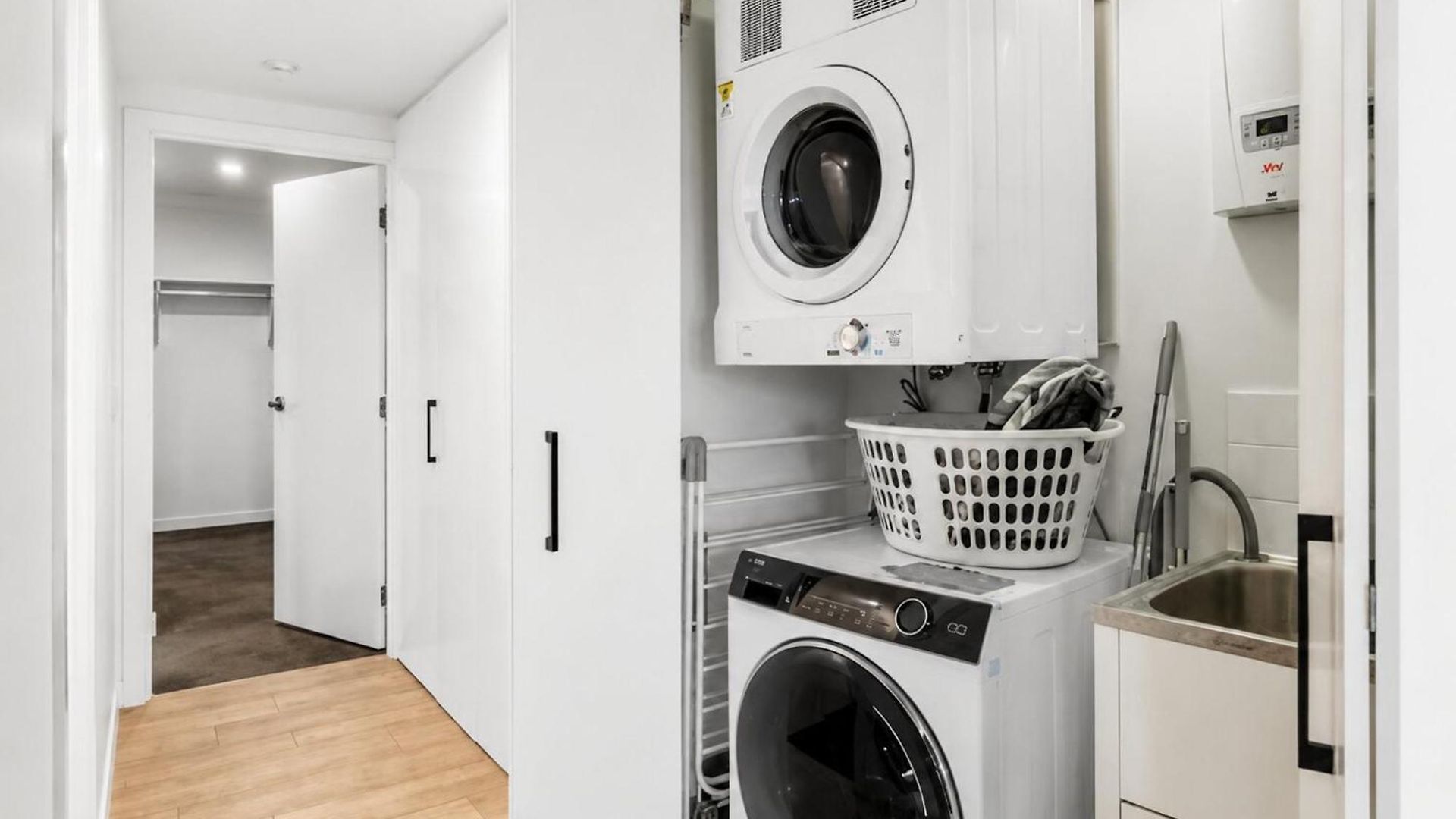 Elevated 3-bed Close To River