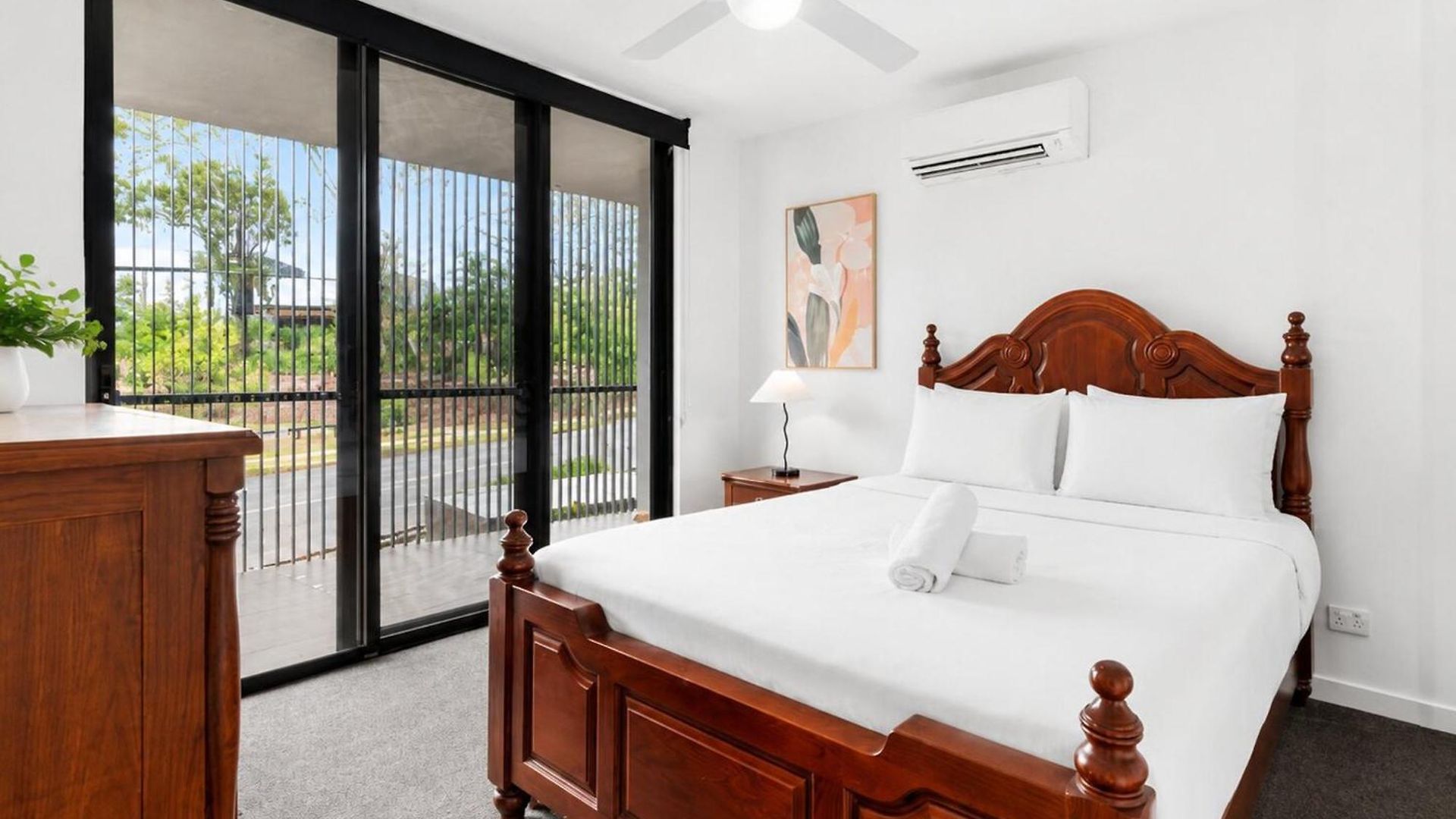 Apartment Elevated 3-bed Close To River Brisbane