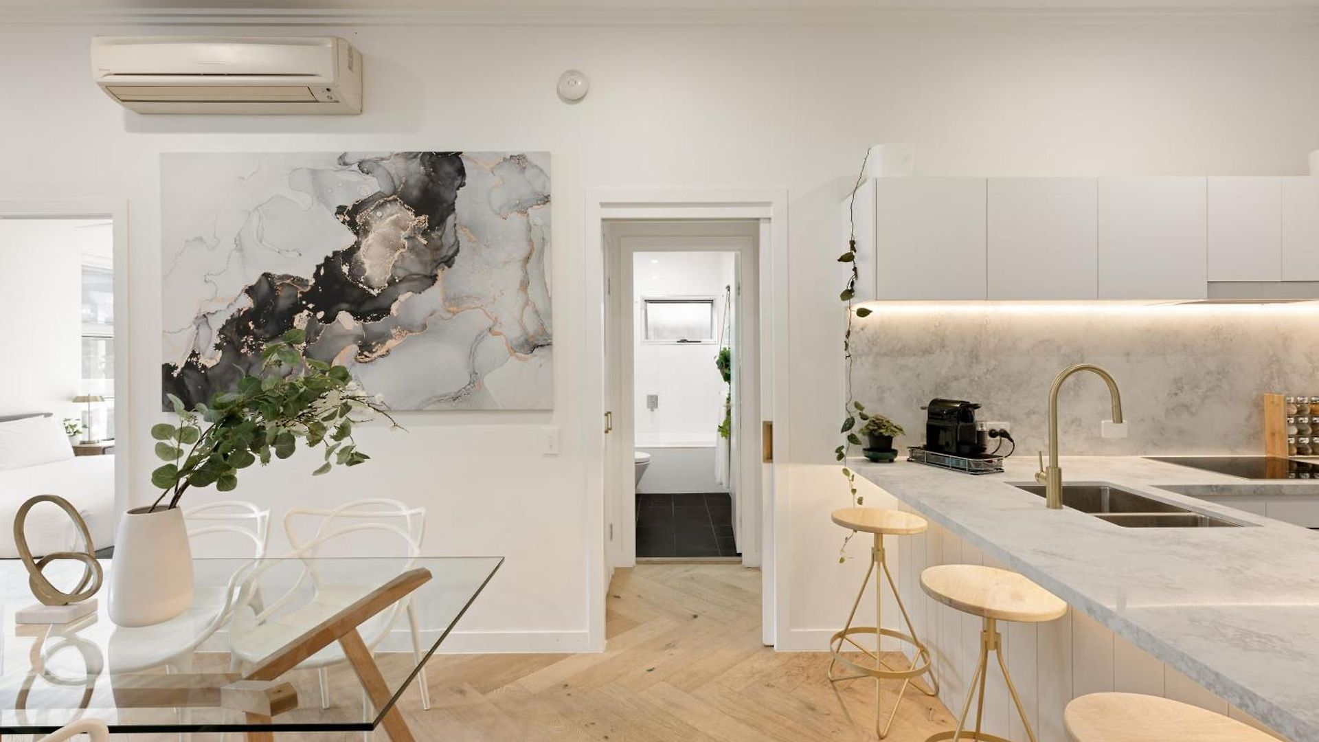 South Bank 2br With Huge Balcony & Pool *