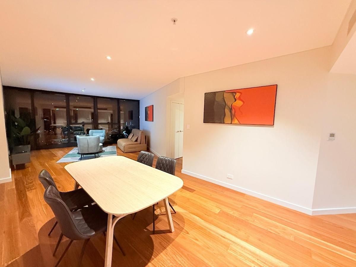 Skytower Level 68&amazing River Views&pet Friendly