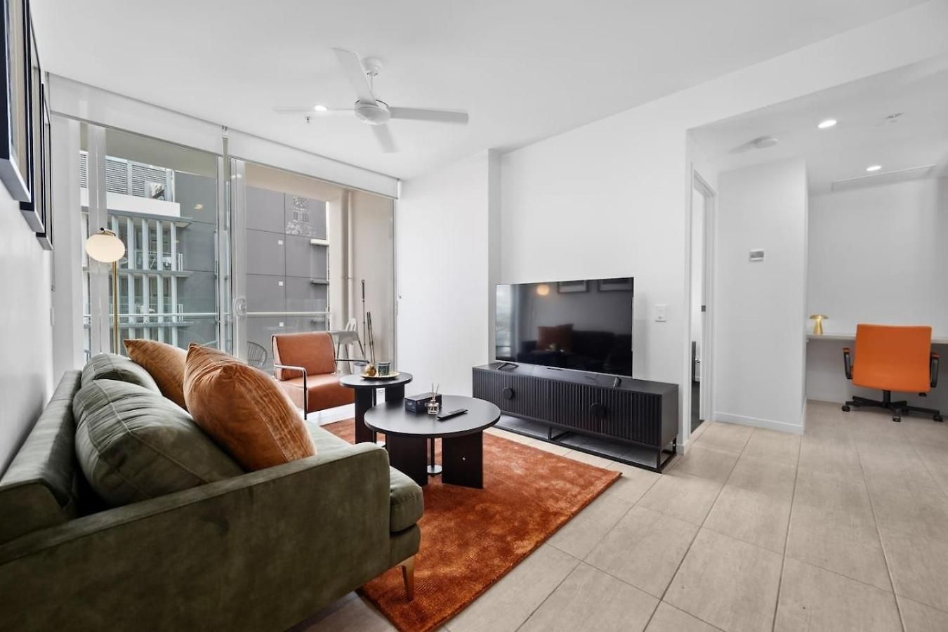 Valley Stylish Parking Pool And Gym Apartment Brisbane