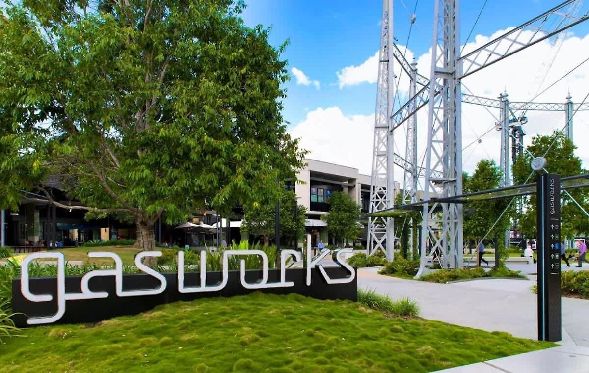 Point Peninsula - 2bed-2bath-car-pool - Teneriffe * Brisbane