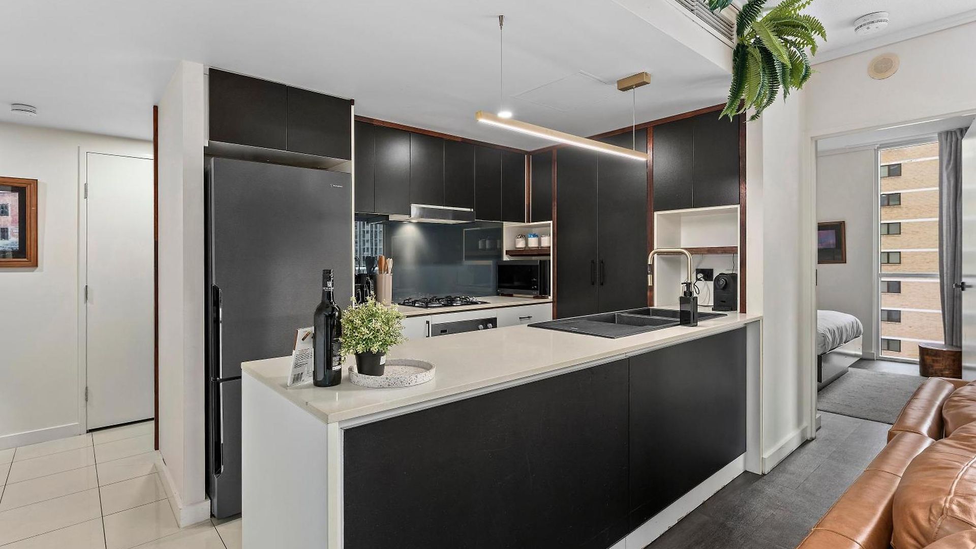 Bright & Cozy 2br With Pool, Gym, Wifi & Parking * Brisbane