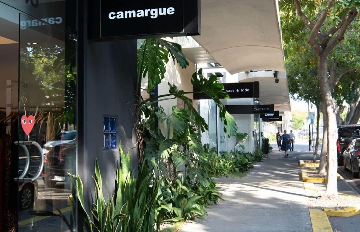 Apartment Point Peninsula - 2bed-2bath-car-pool - Teneriffe Brisbane