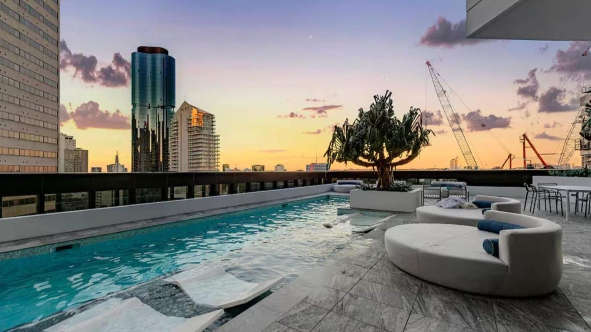 River Cinema - Queens Wharf Lv18 Brisbane
