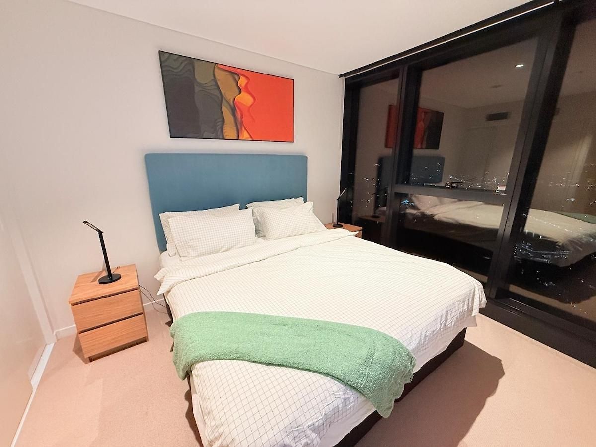 Apartment Skytower Level 68&amazing River Views&pet Friendly