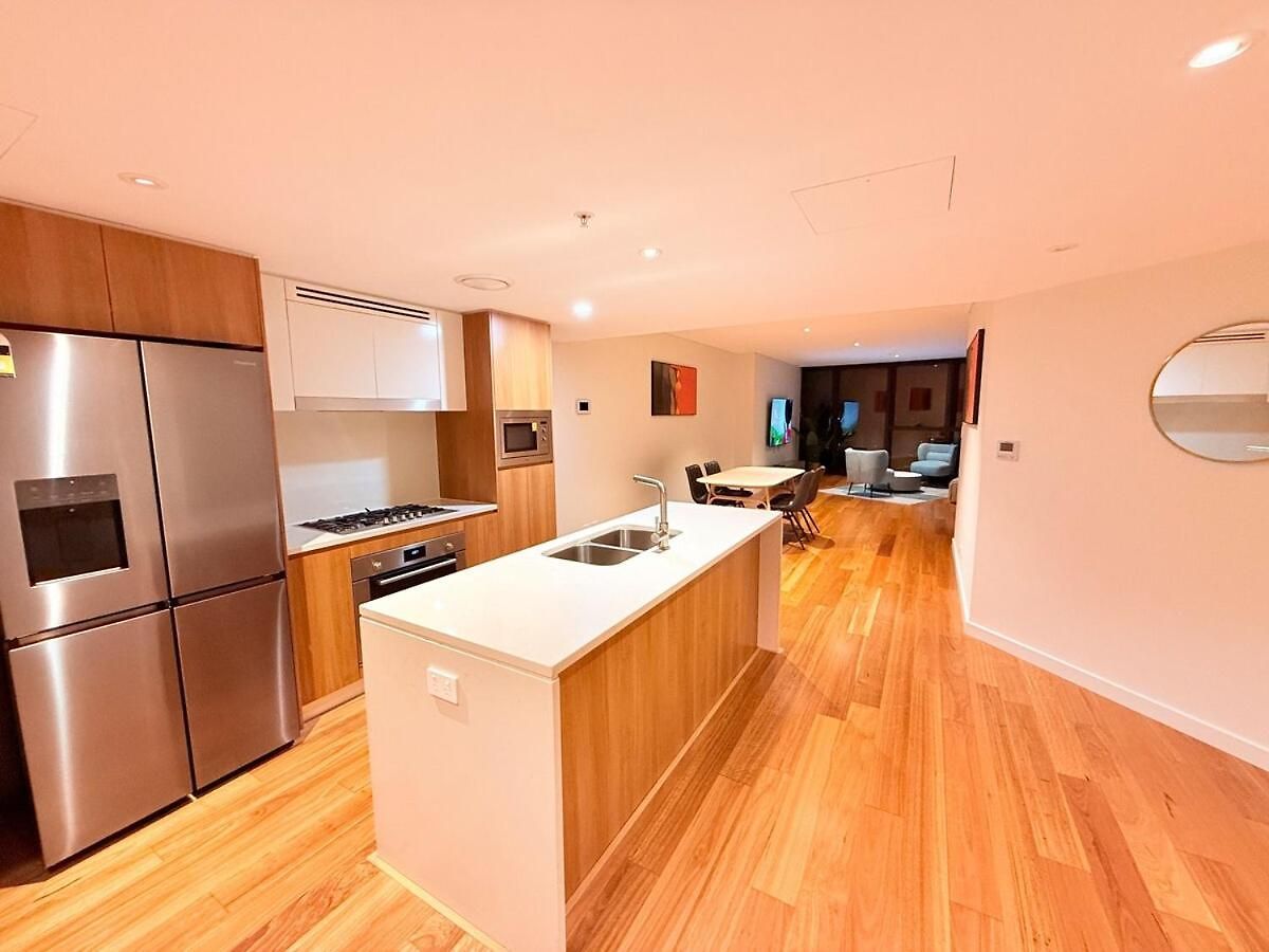 Skytower Level 68&amazing River Views&pet Friendly Apartment