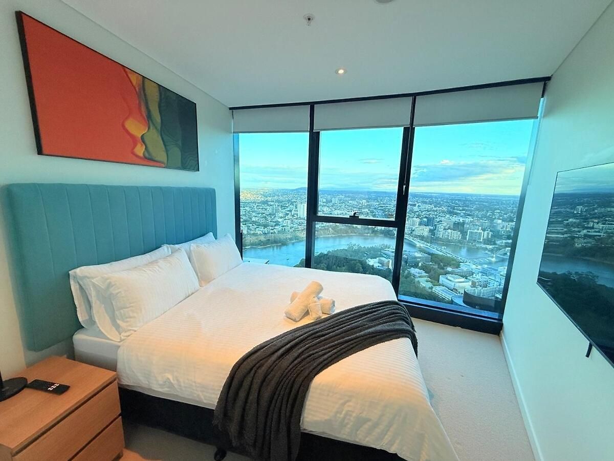 Skytower Level 68&amazing River Views&pet Friendly