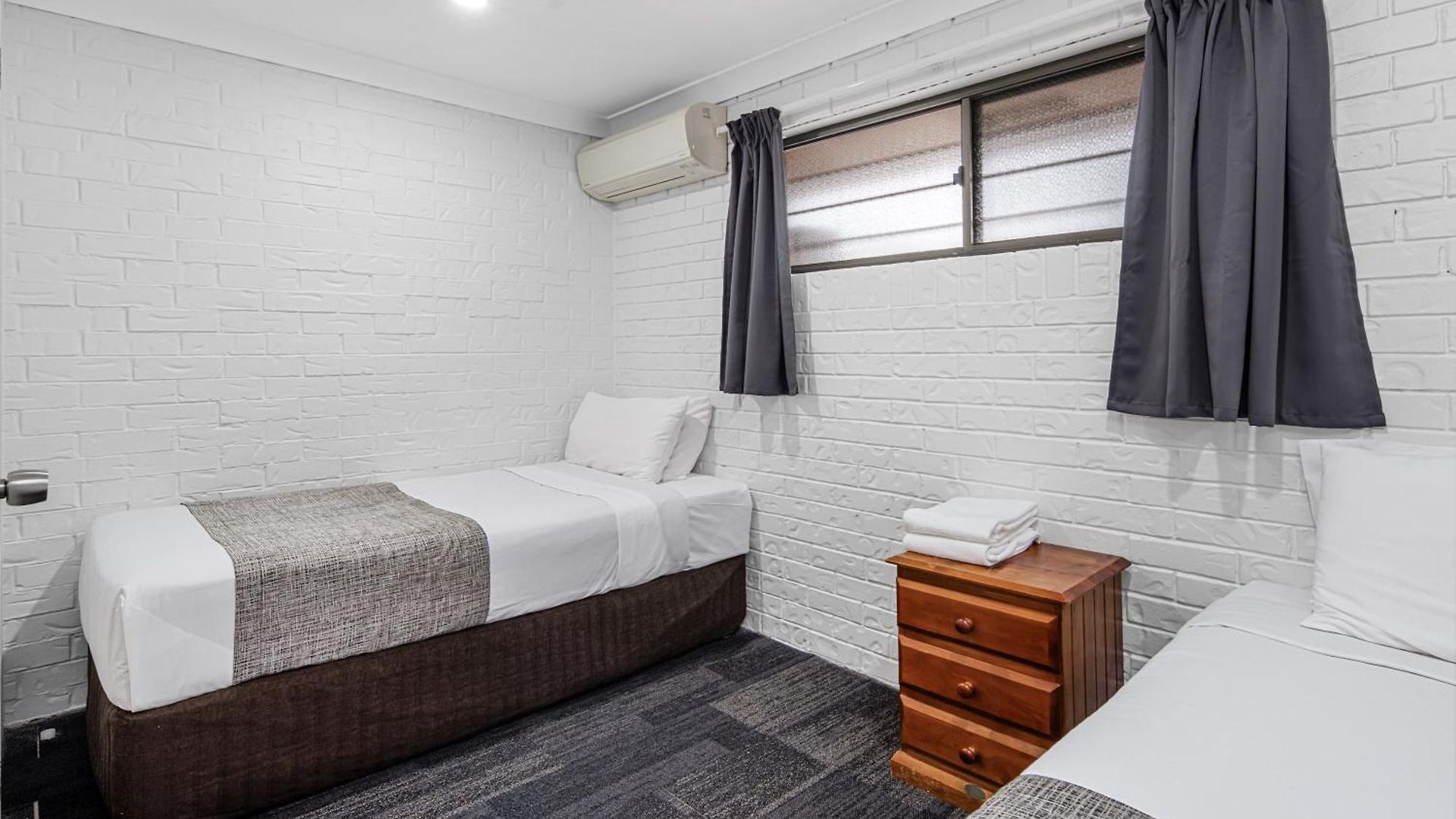 Sunnybank Star 4*