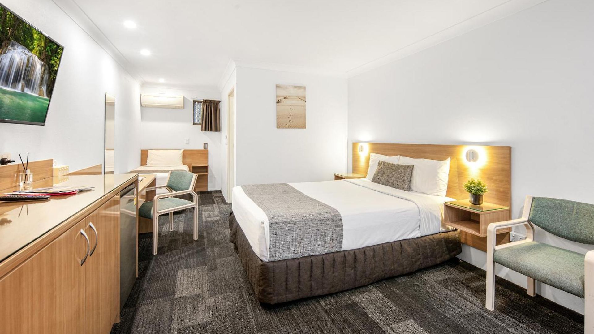 Sunnybank Star 4*