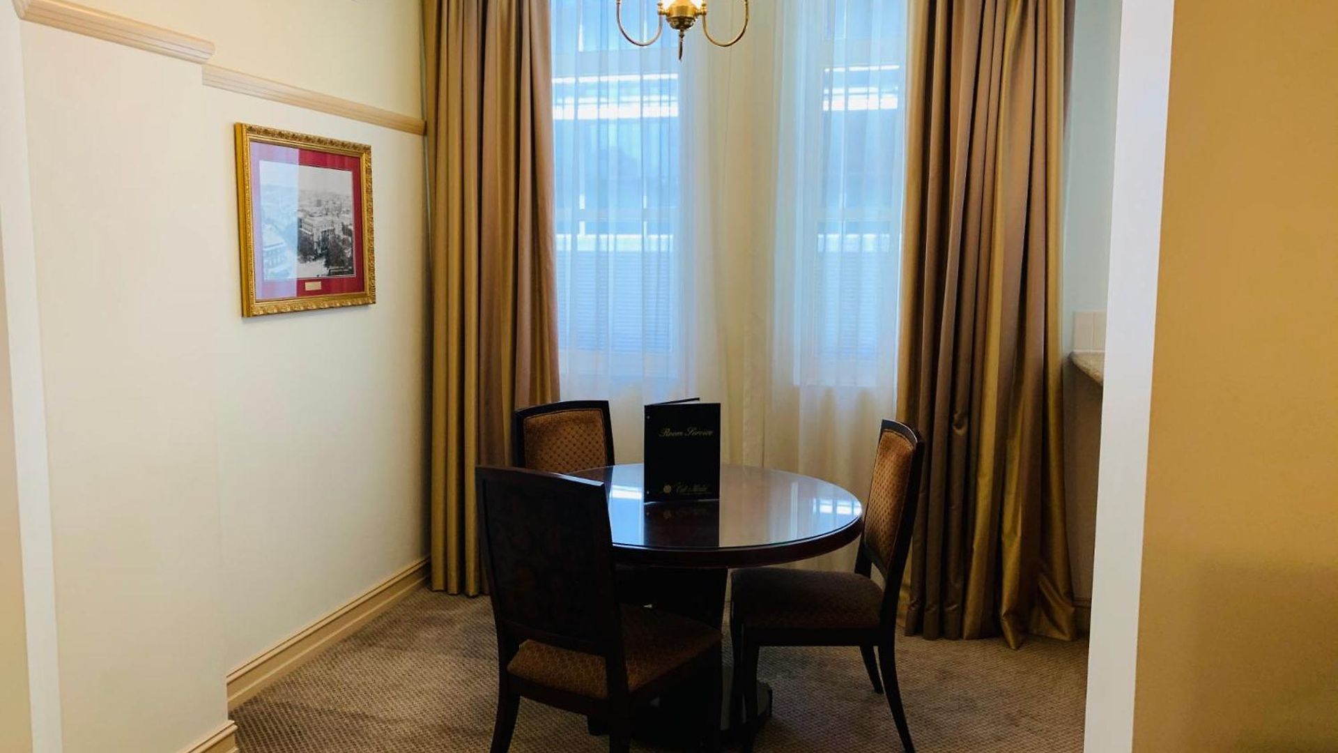 Hotel Royal 4*