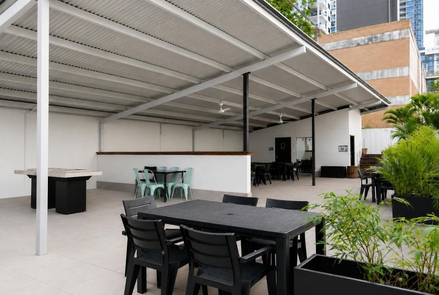 Punthill Spring Hill Aparthotel