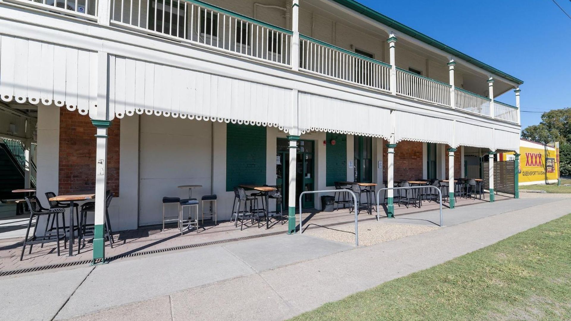 Queensport Hotel 4*