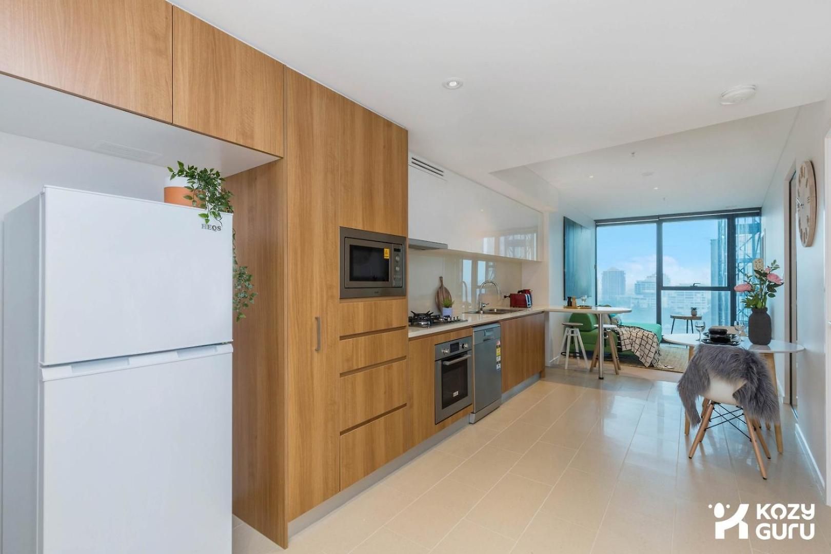 Kozyguru | Brisbane Cbd 2 Bed | Skytower Apartment Brisbane