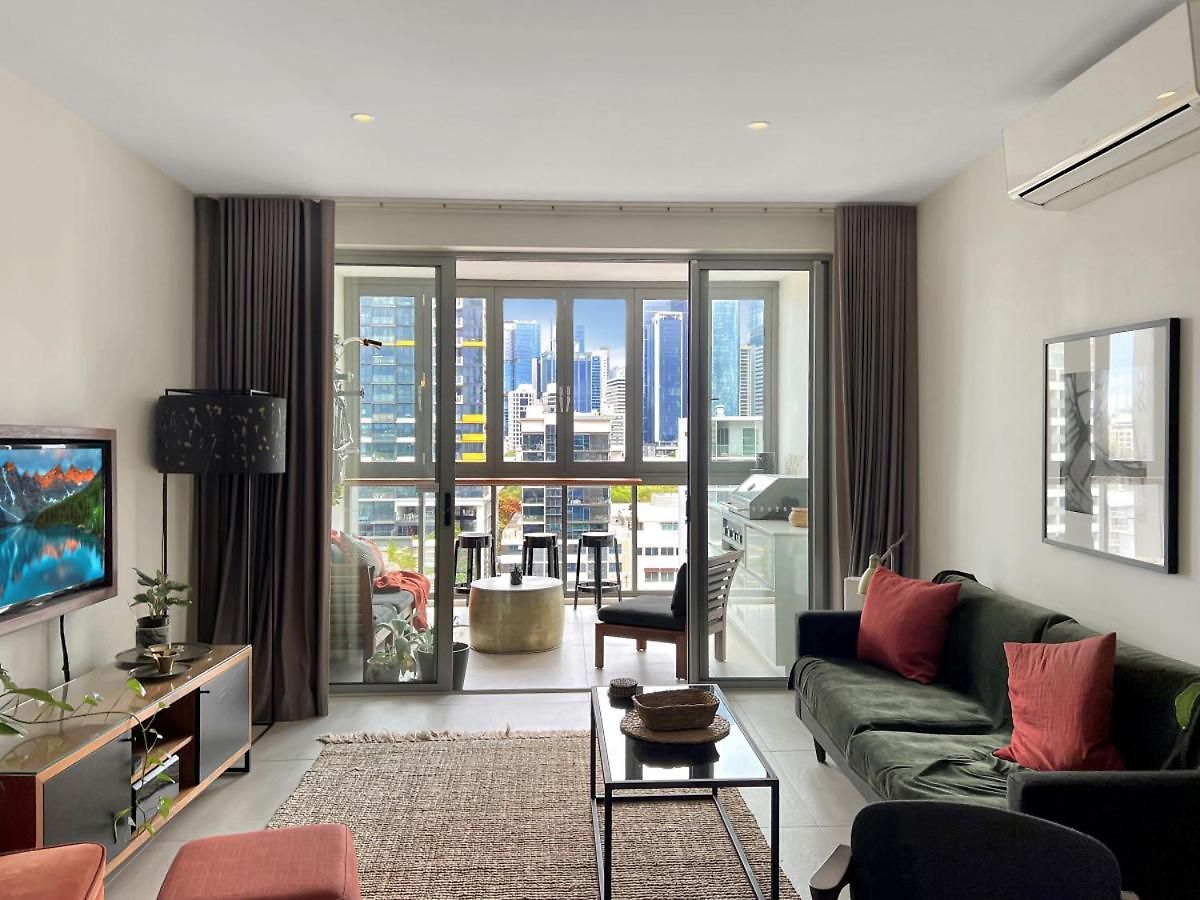 Apartment Sunny 1b In Heart Of South Bris By Custom Hosting