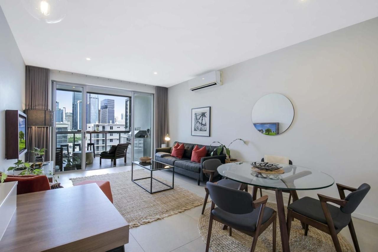 Apartment Sunny 1b In Heart Of South Bris By Custom Hosting Brisbane
