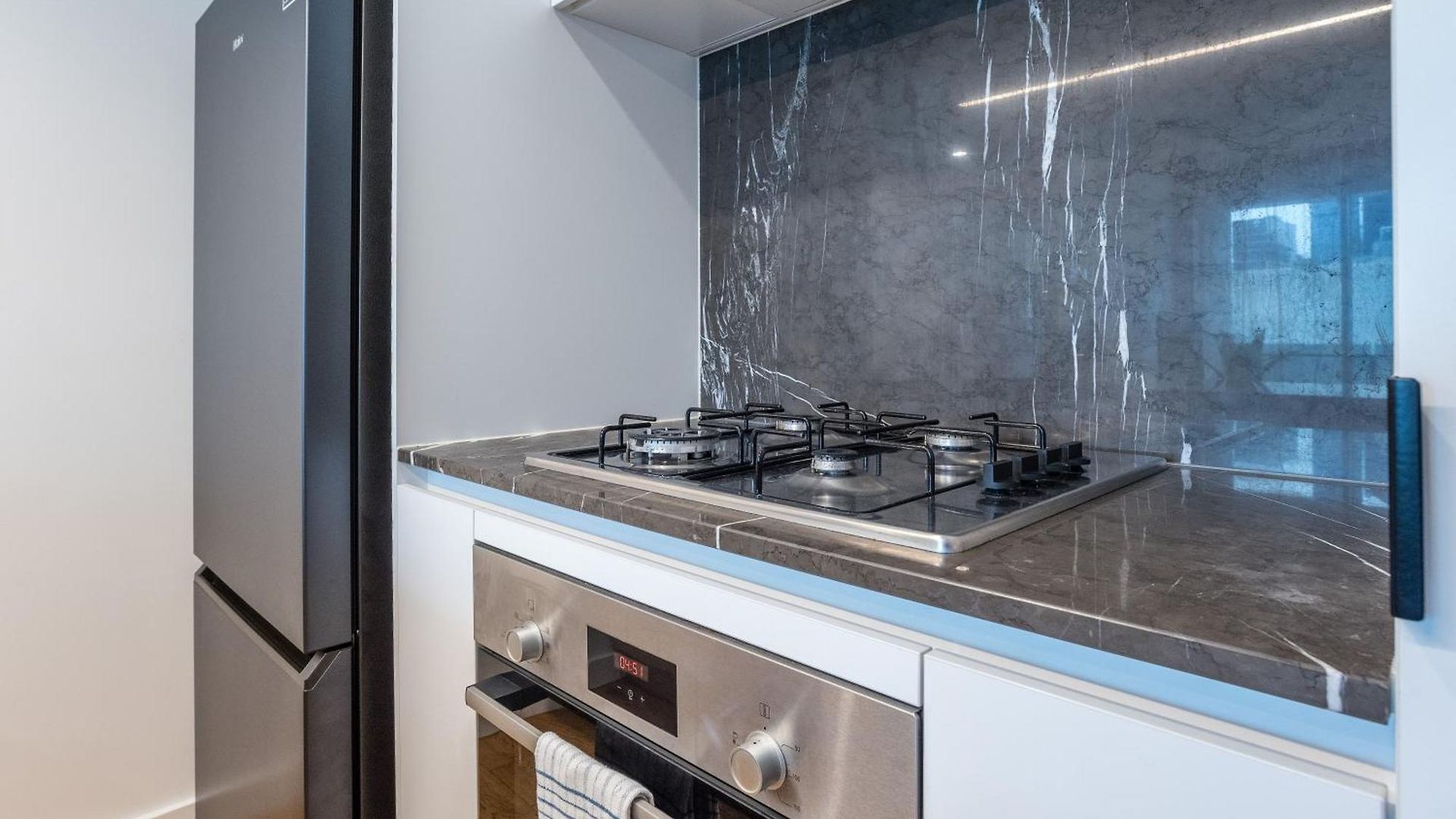 Modern South Bank 2br Walk To Goma And Cbd Apartment Brisbane