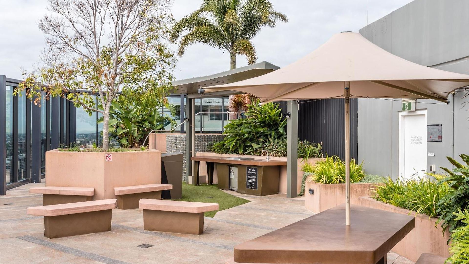 Modern South Bank 2br Walk To Goma And Cbd *