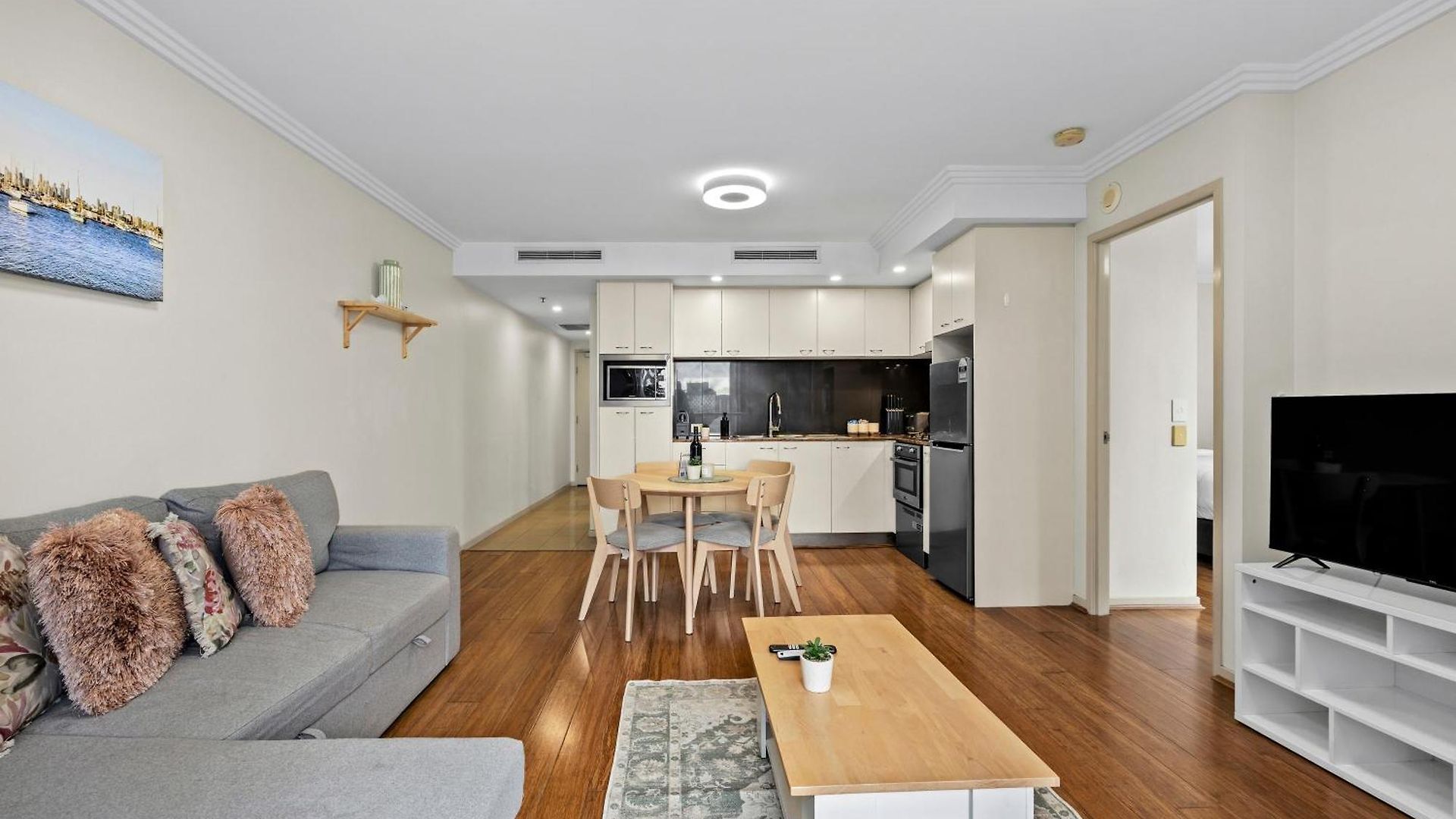 2br With Pool, Gym, Sauna & Wifi Brisbane