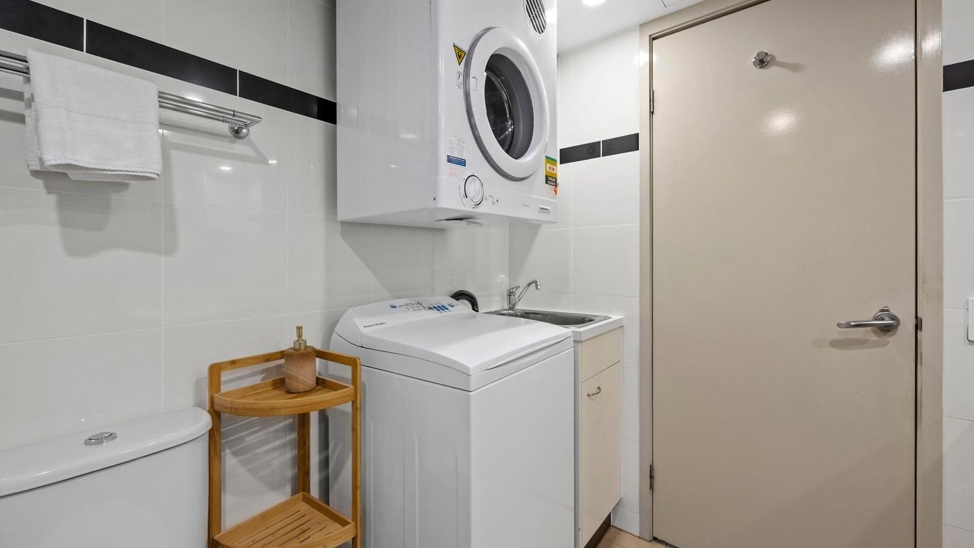 2br With Pool, Gym, Sauna & Wifi