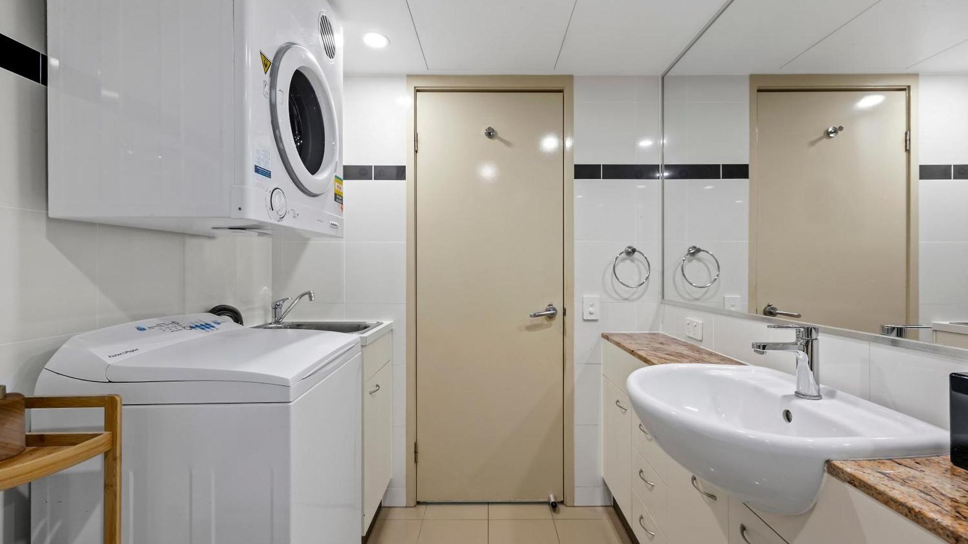 2br With Pool, Gym, Sauna & Wifi