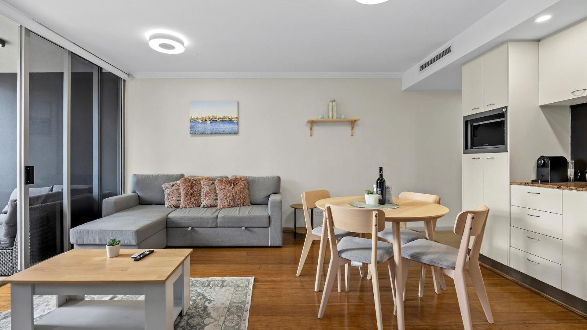 2br With Pool, Gym, Sauna & Wifi Apartment