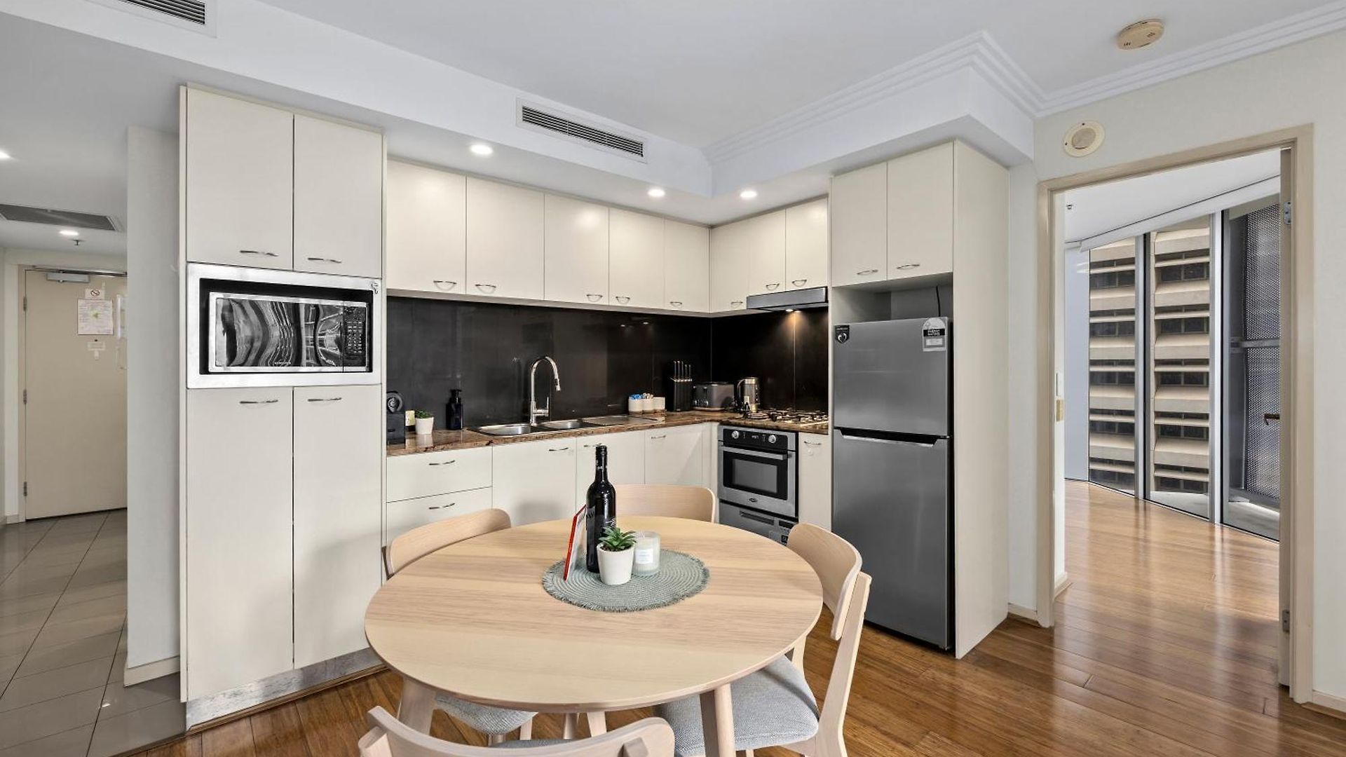 2br With Pool, Gym, Sauna & Wifi