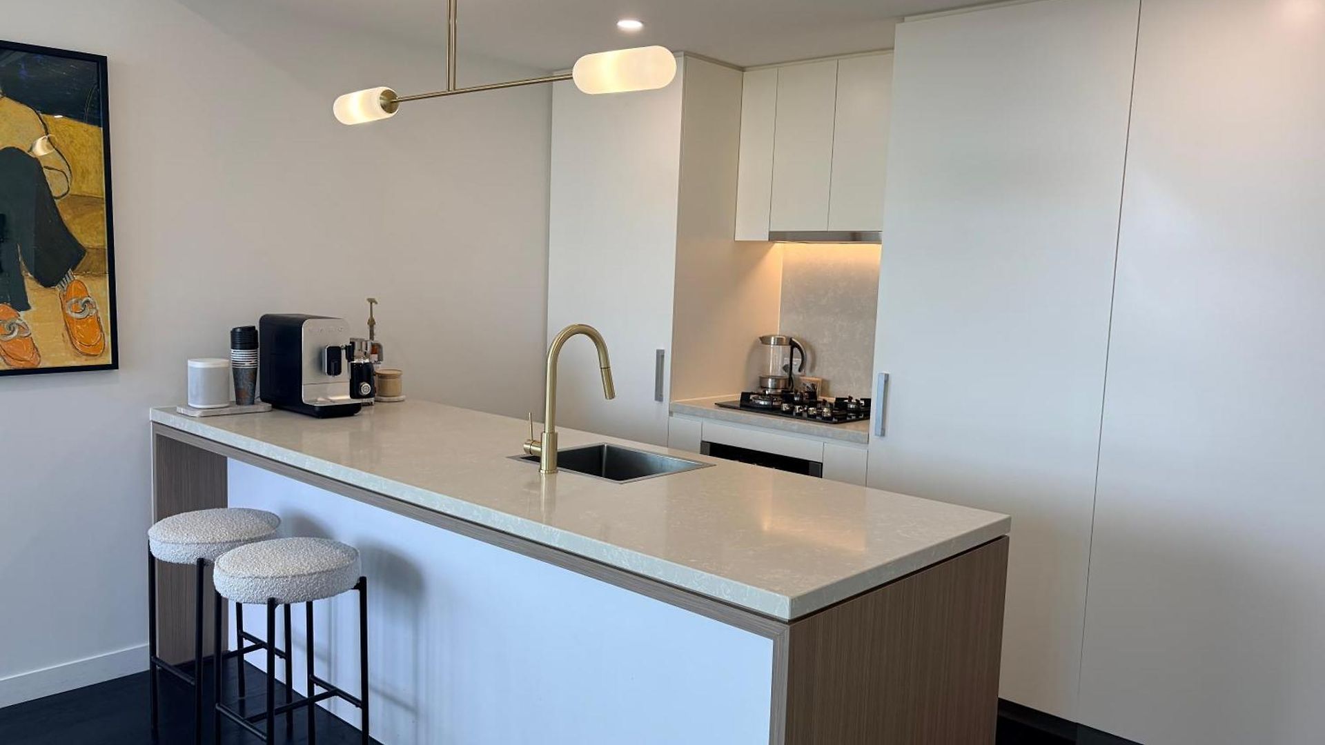 Horizon By Courtney Rogers - 2 Bedroom With Skyline Views, Parking, Heated Infinity Pool, Fitness Centre Apartment