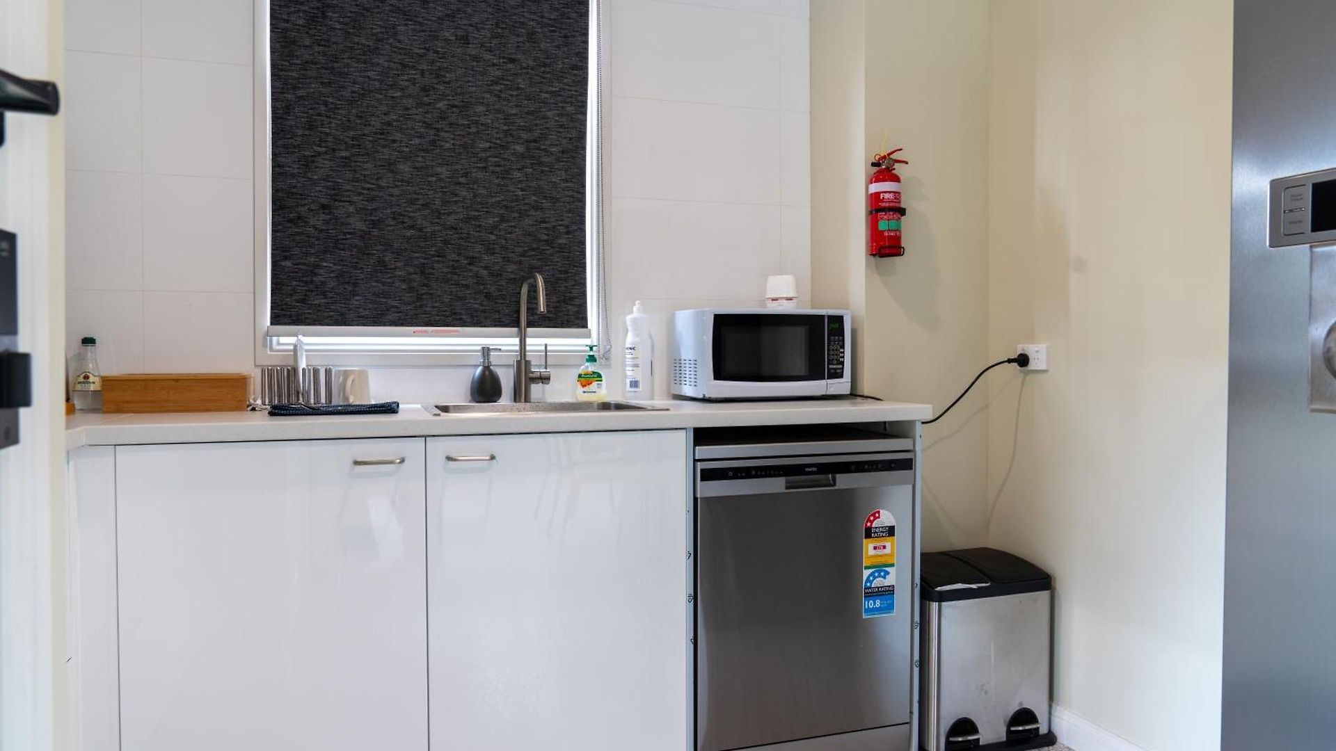 Recently Renovated Private Apartment *