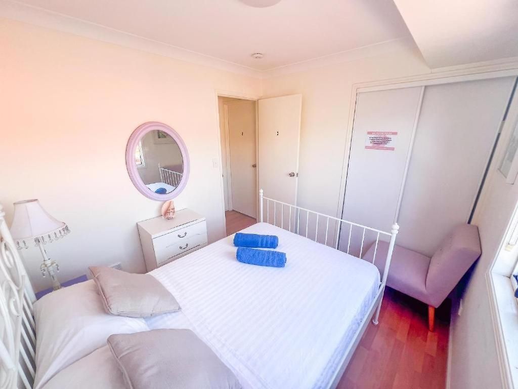 Vista Air Conditioned Dream Castle Youth Guest house