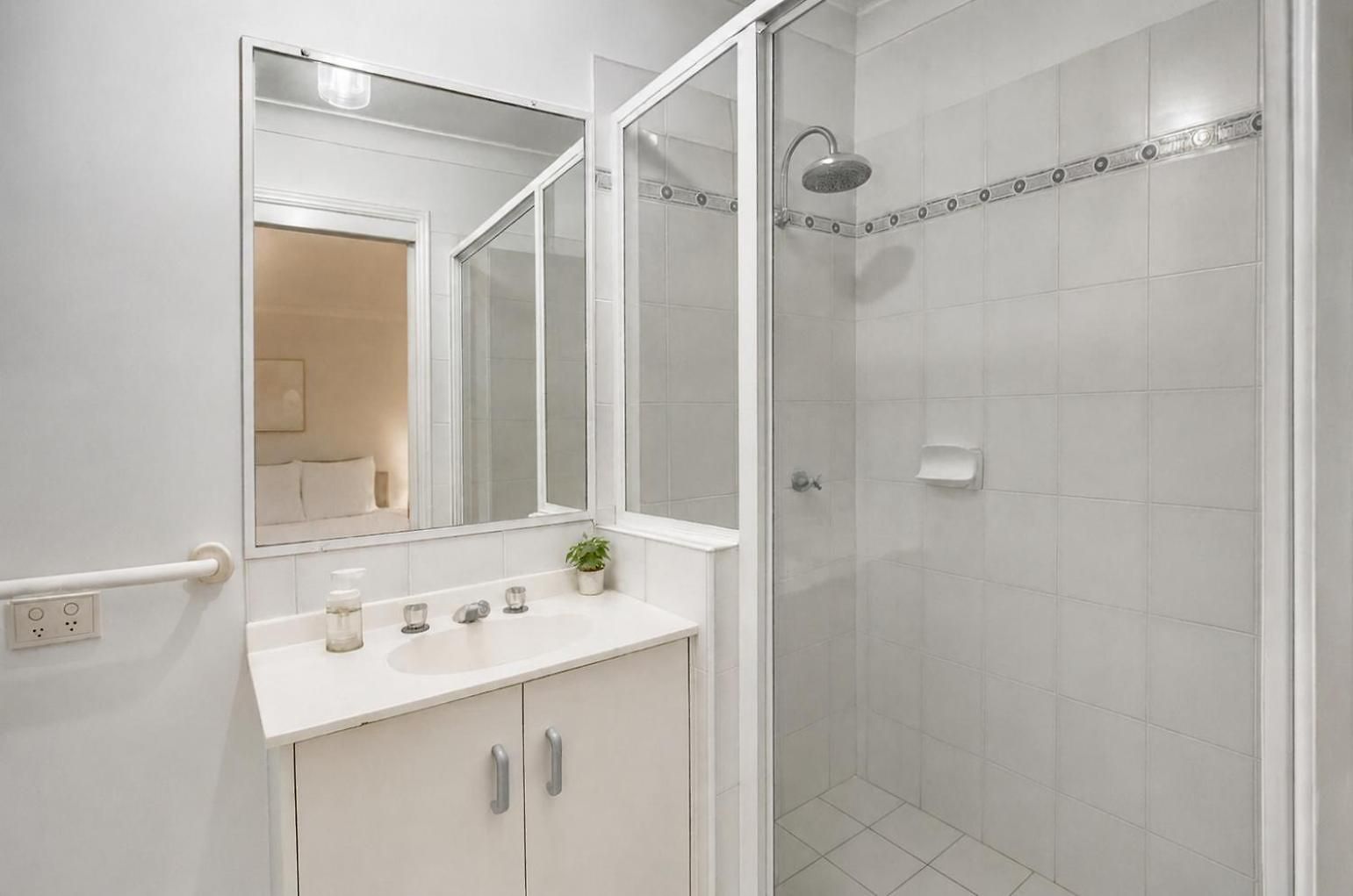 Spacious 3br W Parking In Sunnybank - Relax & Unwind Holiday home Brisbane