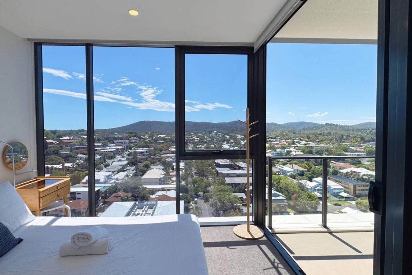 Amazing Views 2bd 2ba Homey Toowong Abode Pool M29 Apartment Brisbane