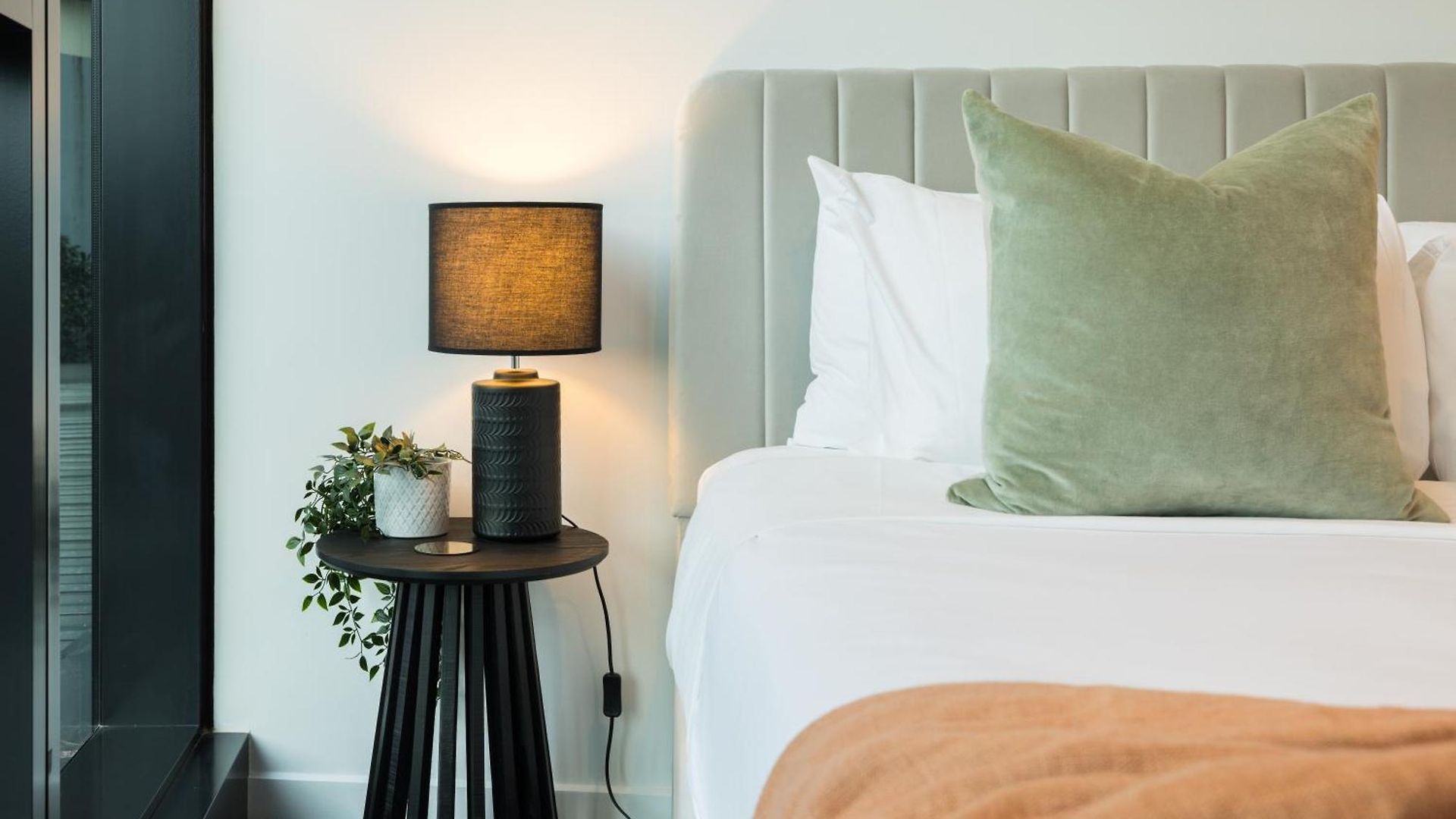 Apartment Heart Of Brisbane - Skytower Cbd Getaway - Level 40 Pool & Gym - Walk Everywhere Brisbane