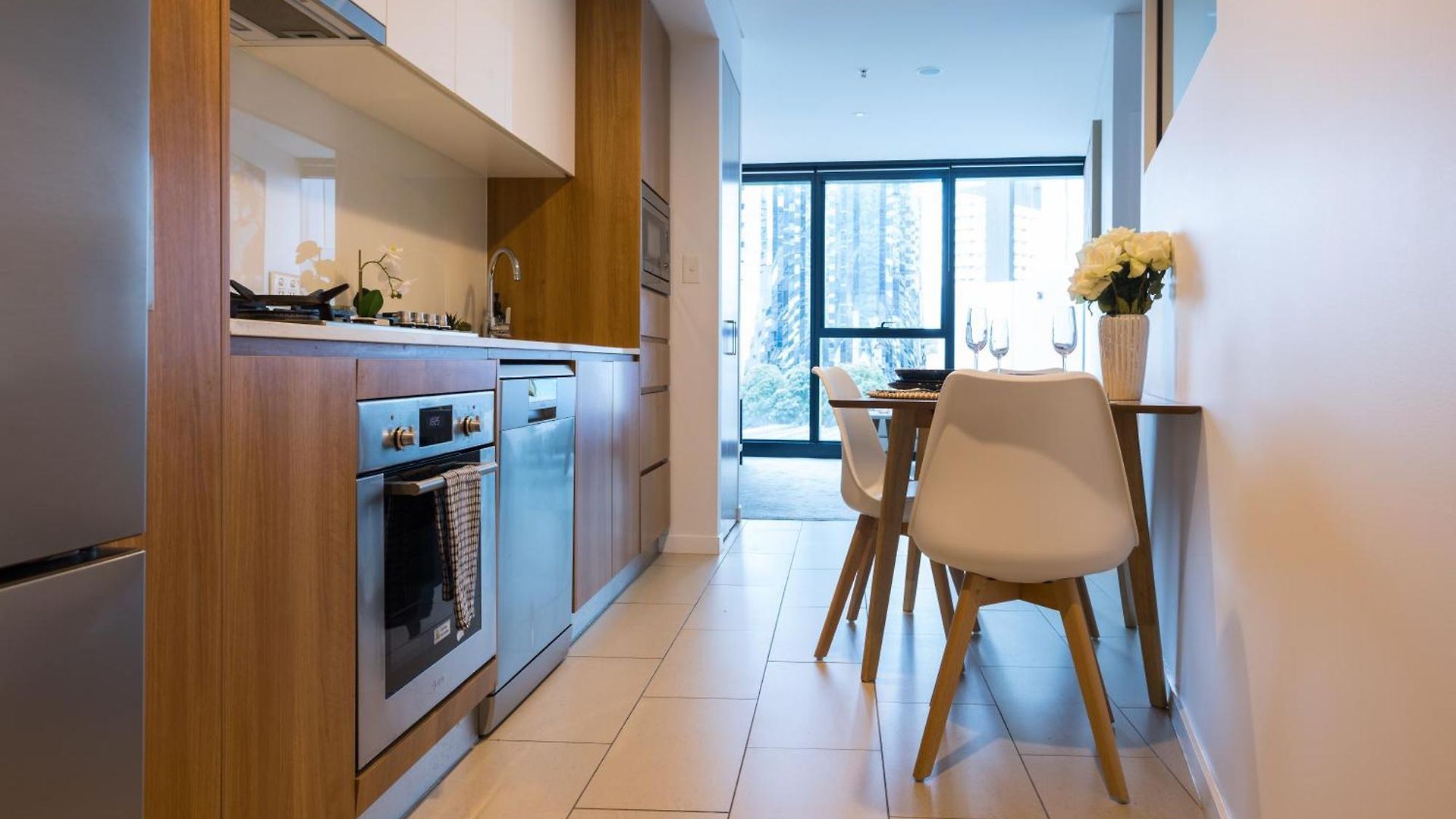 Apartment Heart Of Brisbane - Skytower Cbd Getaway - Level 40 Pool & Gym - Walk Everywhere *