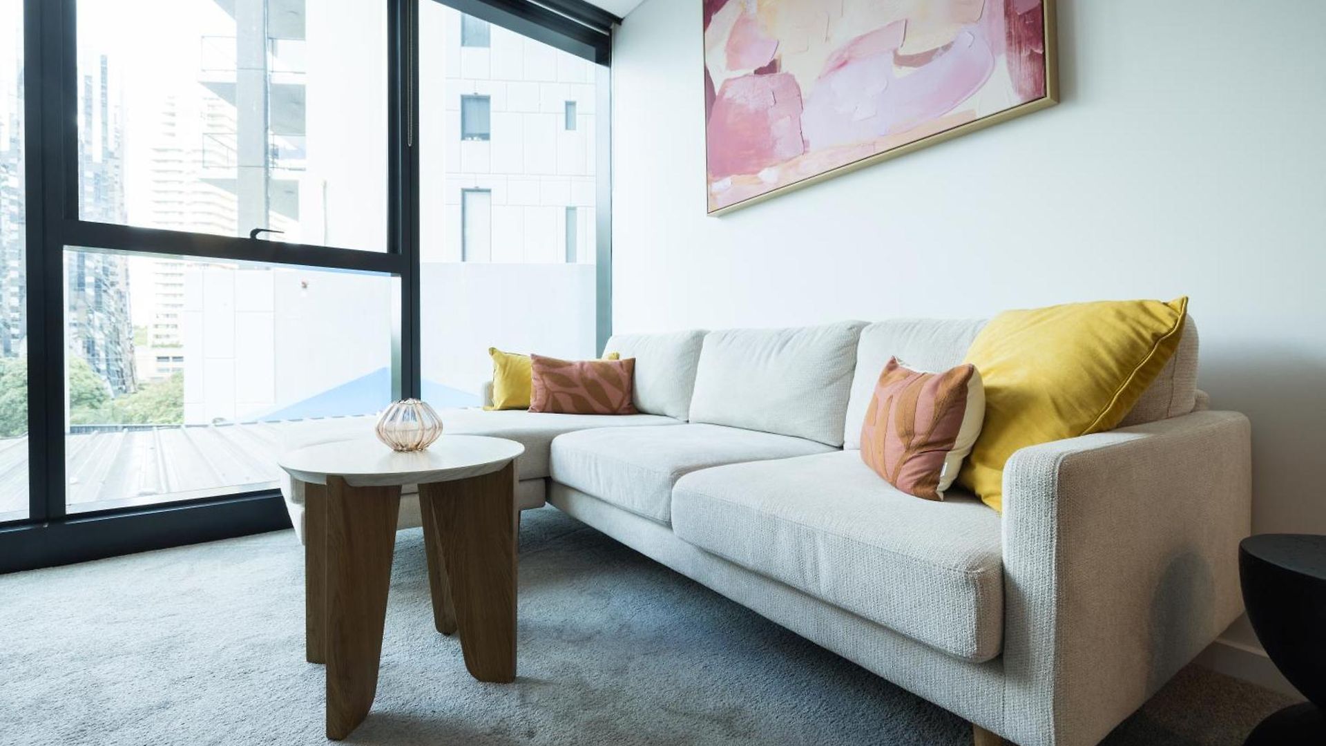 Apartment Heart Of Brisbane - Skytower Cbd Getaway - Level 40 Pool & Gym - Walk Everywhere *