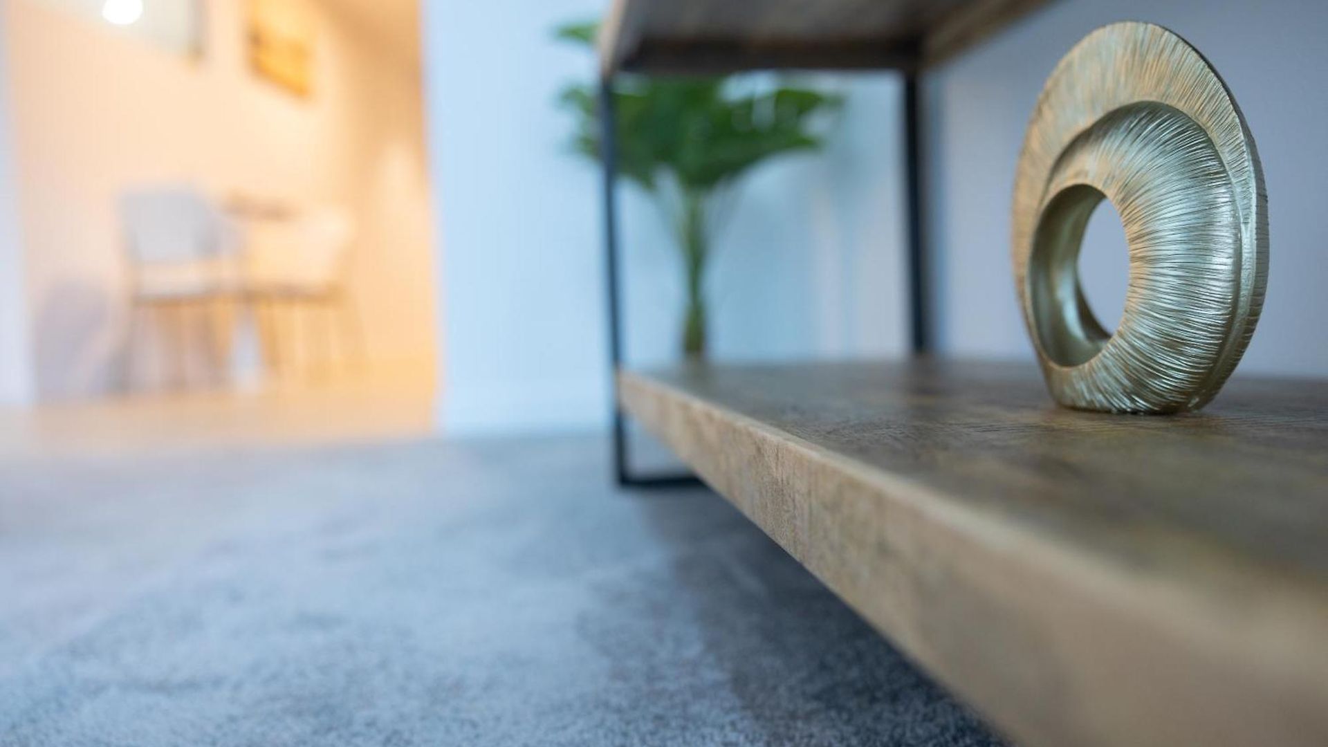 Heart Of Brisbane - Skytower Cbd Getaway - Level 40 Pool & Gym - Walk Everywhere Apartment *