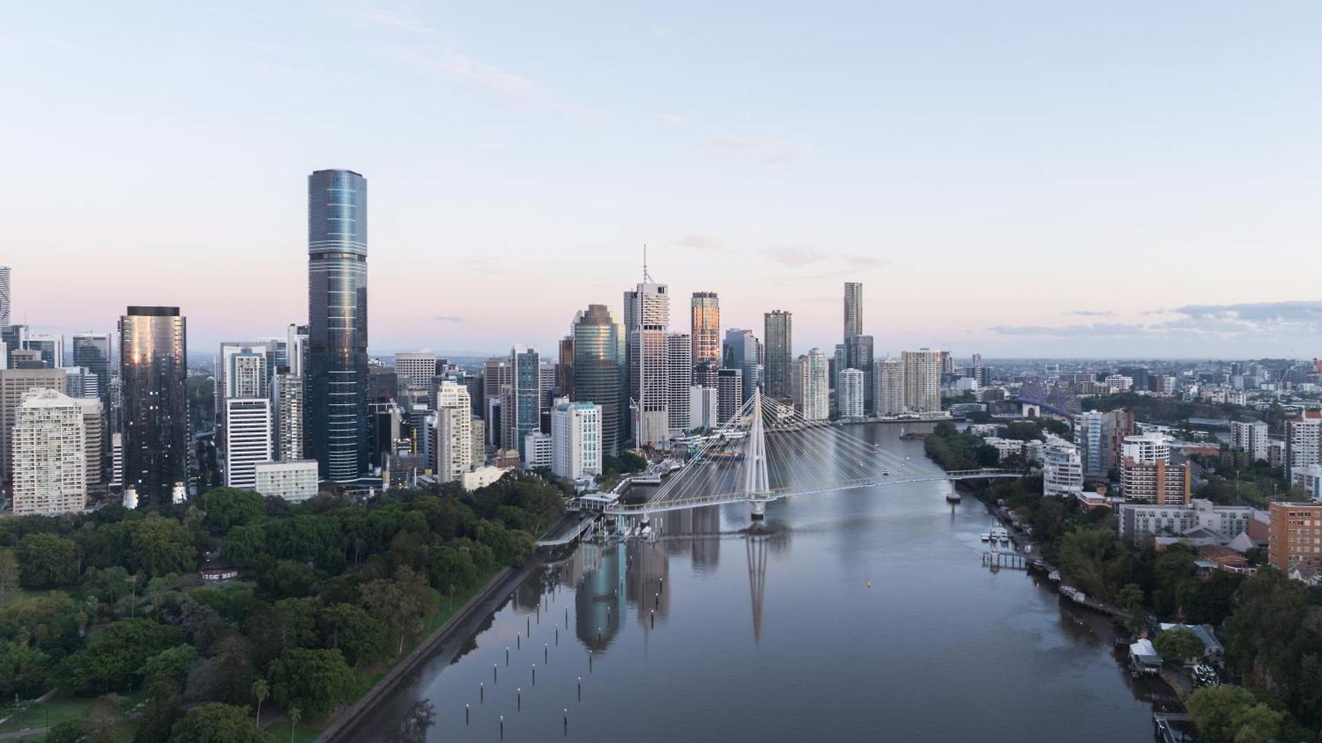 Heart Of Brisbane - Skytower Cbd Getaway - Level 40 Pool & Gym - Walk Everywhere *
