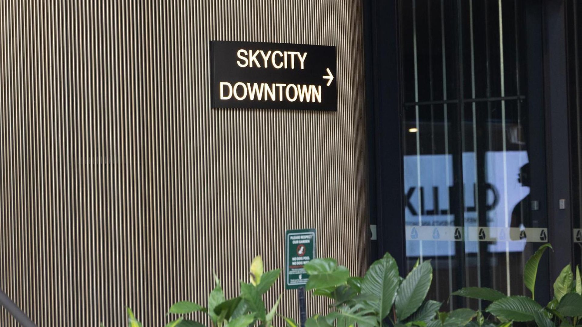 Heart Of Brisbane - Skytower Cbd Getaway - Level 40 Pool & Gym - Walk Everywhere *