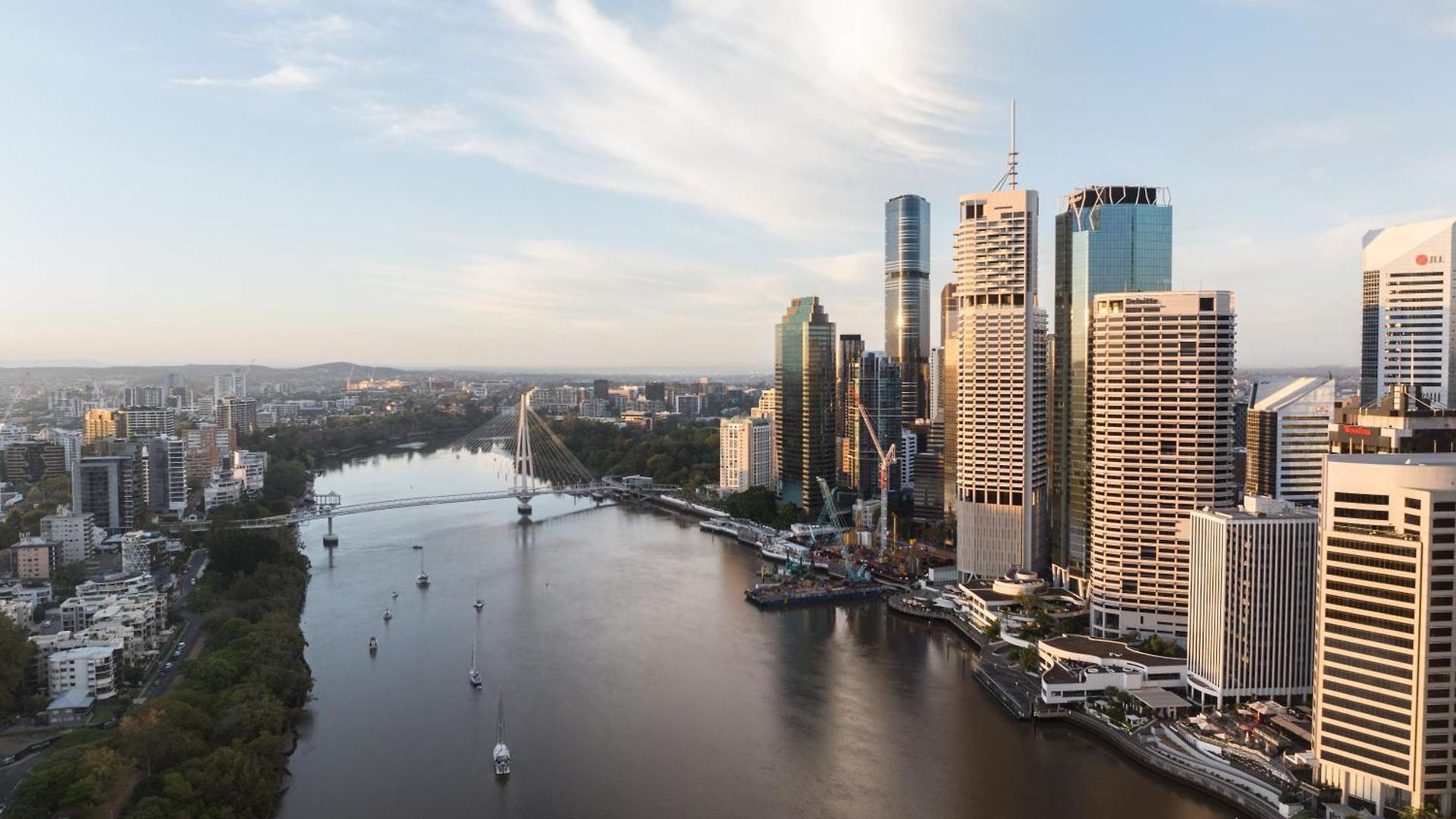 Heart Of Brisbane - Skytower Cbd Getaway - Level 40 Pool & Gym - Walk Everywhere Brisbane